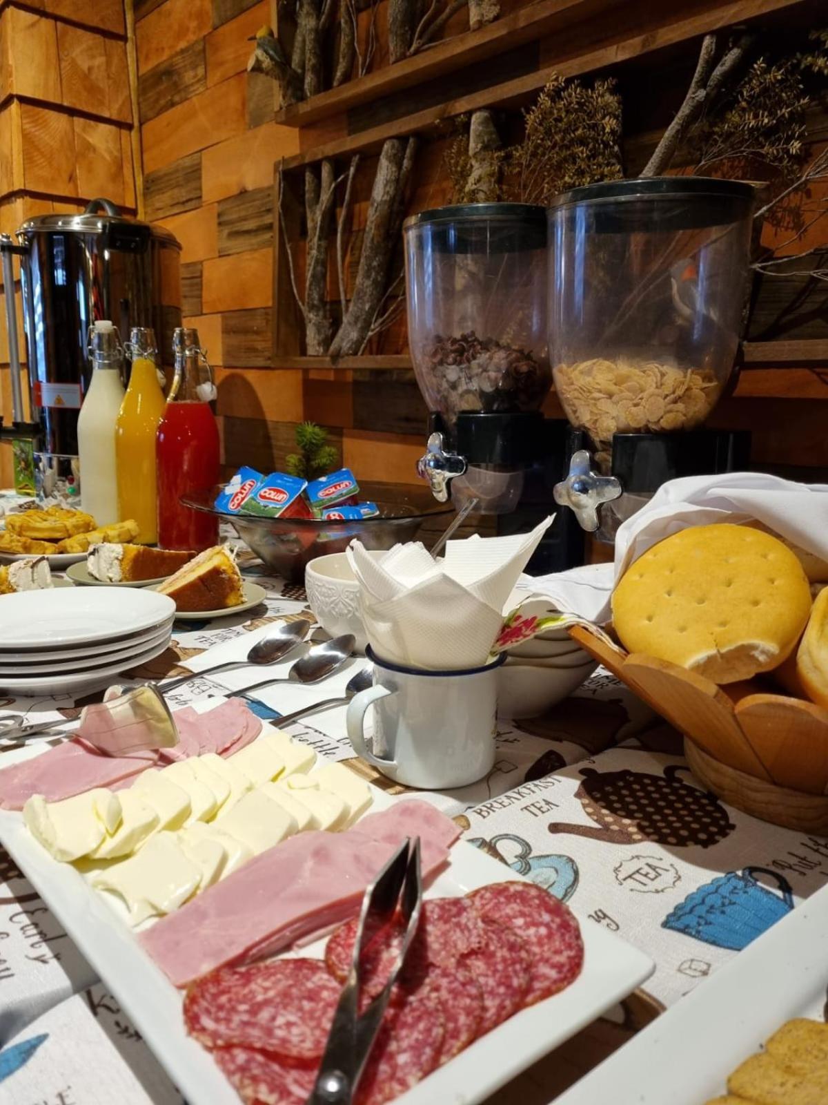 Hotel Boutique Tierra De Islas Chiloe カストロ エクステリア 写真