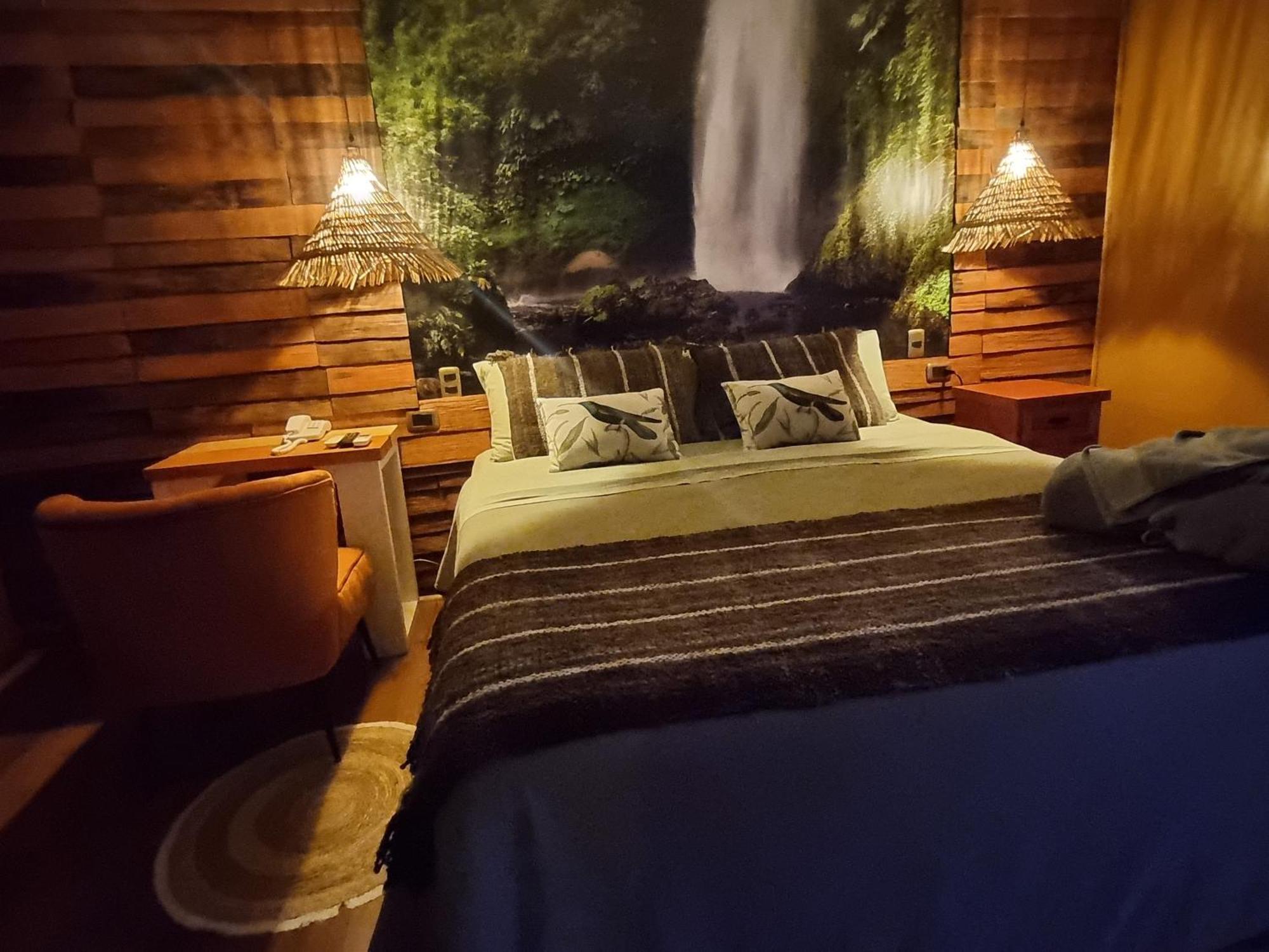 Hotel Boutique Tierra De Islas Chiloe カストロ エクステリア 写真
